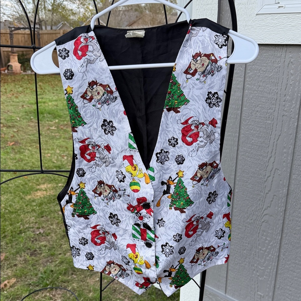 Vintage 90’s Looney Tunes Festive Holiday Vest with Santa and Reindeer